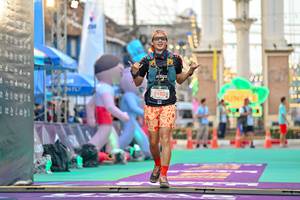 BIB: 5133
                            <button type="button" onclick="openModal(24883639)" class="btn btn-primary btn-sm float-right btn-popup" data-toggle="modal" data-target=".modal-high-quality">
                        <i class="fas fa-shopping-cart"></i> Add to Cart
                    </button>
                                            <button type="button" onclick="isThisMe(24883639, true)" class="btn btn-success btn-sm float-right btn-popup btn-isme hidden" data-toggle="tooltip" data-placement="bottom" title="นี่คือรูปของคุณใช่ไหม คลิกที่นี่เพื่อเอาเข้าอัลบั้ม">
                        <i class="fas fa-plus"></i> Add to album
                    </button>
                    <button type="button" onclick="isThisMe(24883639, false)" class="btn btn-warning btn-sm float-right btn-popup btn-isnotme hidden">
                        <i class="fas fa-ban"></i> Remove from album
                    </button>